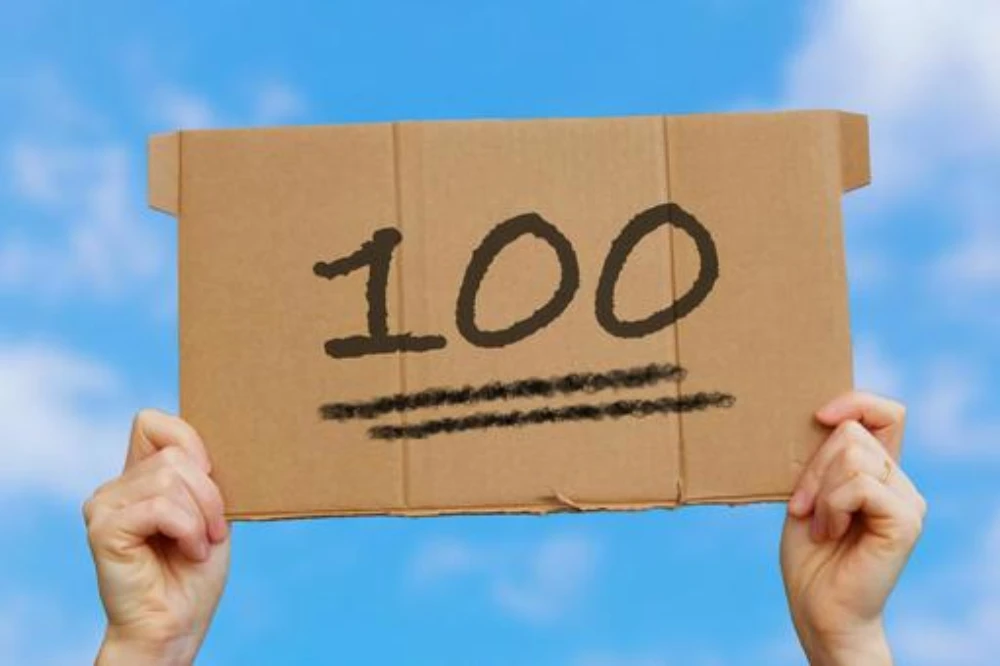 100