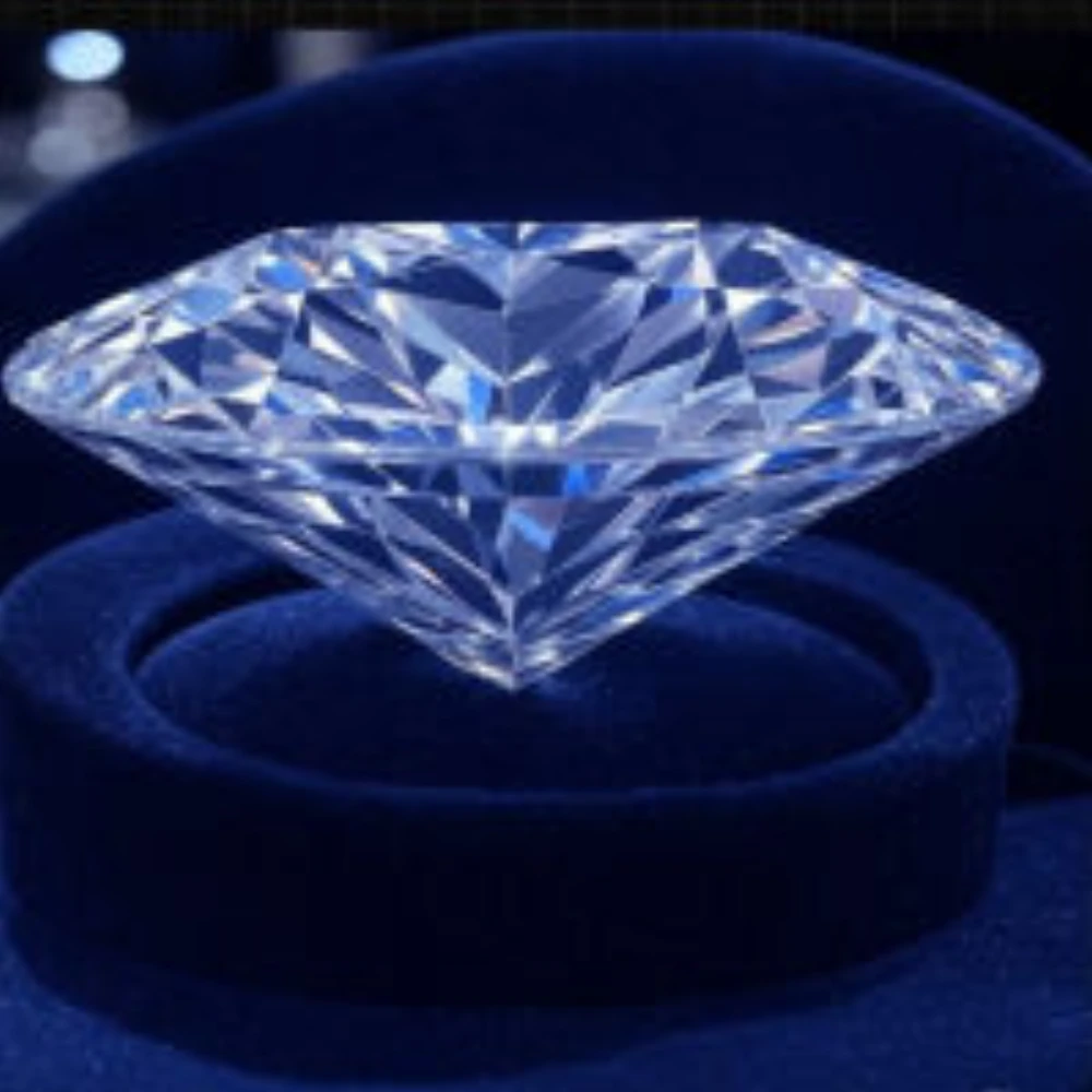 Diamond HAND